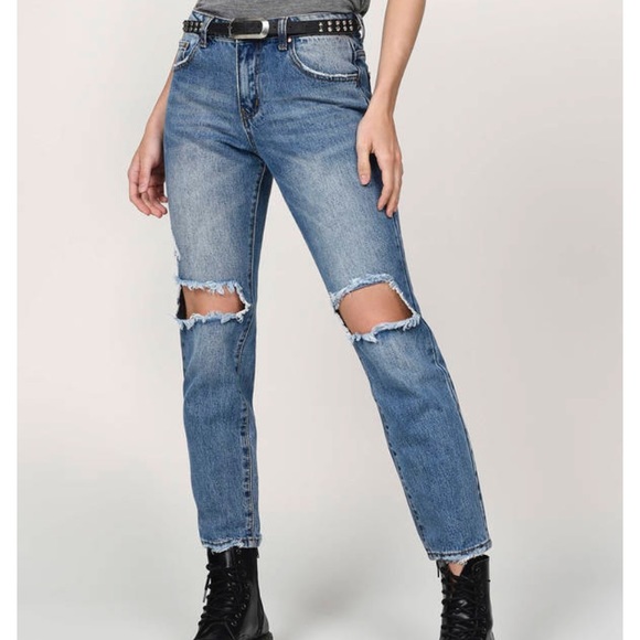 TOBI MID RISE CROPPED JEAN - Picture 3 of 9